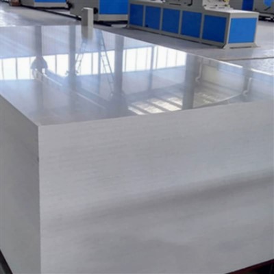 Plastična konstrukcijska oplata